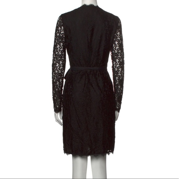 Like new! DIANE VON FURSTENBERG
Lace Pattern Knee-Length Dress - size 6 TTS - Picture 3 of 4